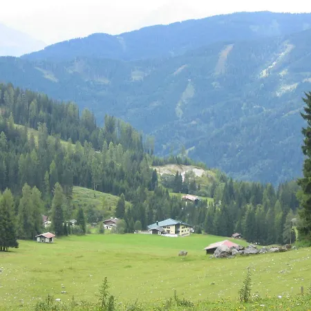 Appartementhaus Hochkoenig 1- Schneeberg Апартаменты